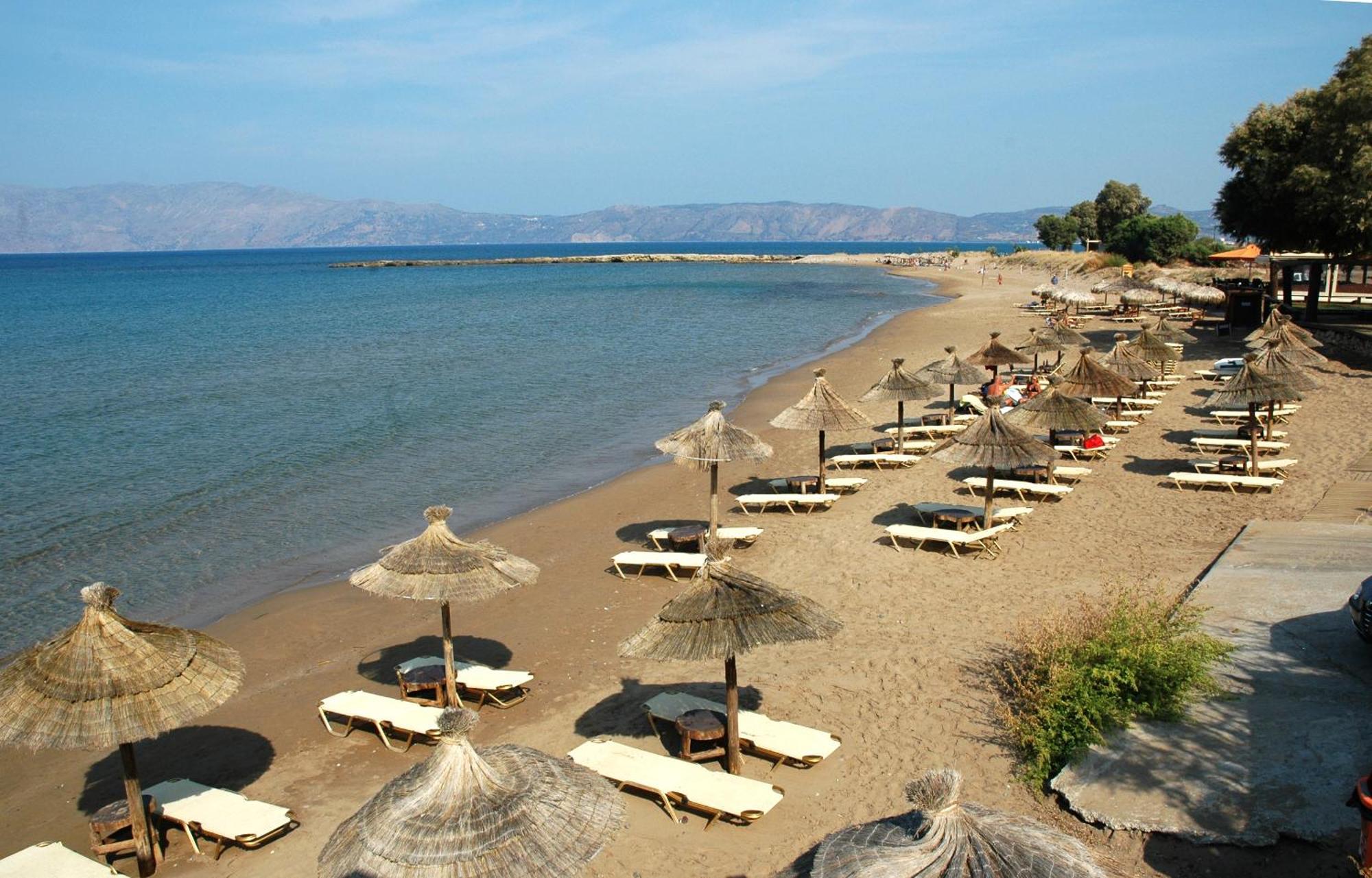 Hotel Peli Kíssamos Екстериор снимка